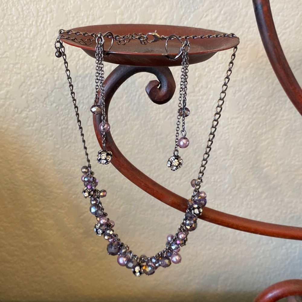 Beaded earring and necklace set - Picture 3 of 5